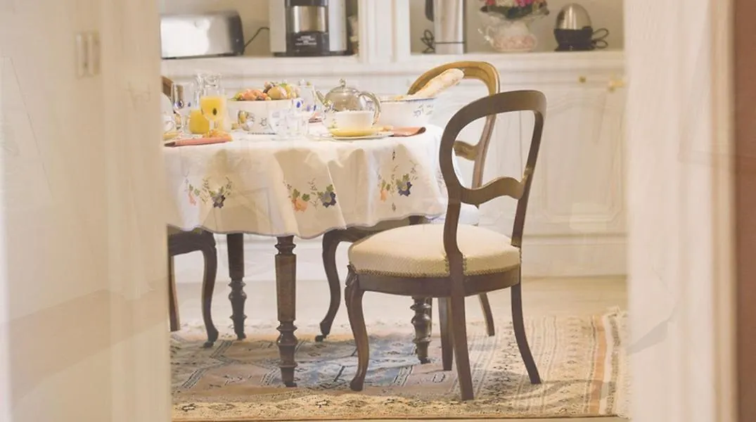 *** Bed & Breakfast Chateau De Bellevue B&B Villie-Morgon France