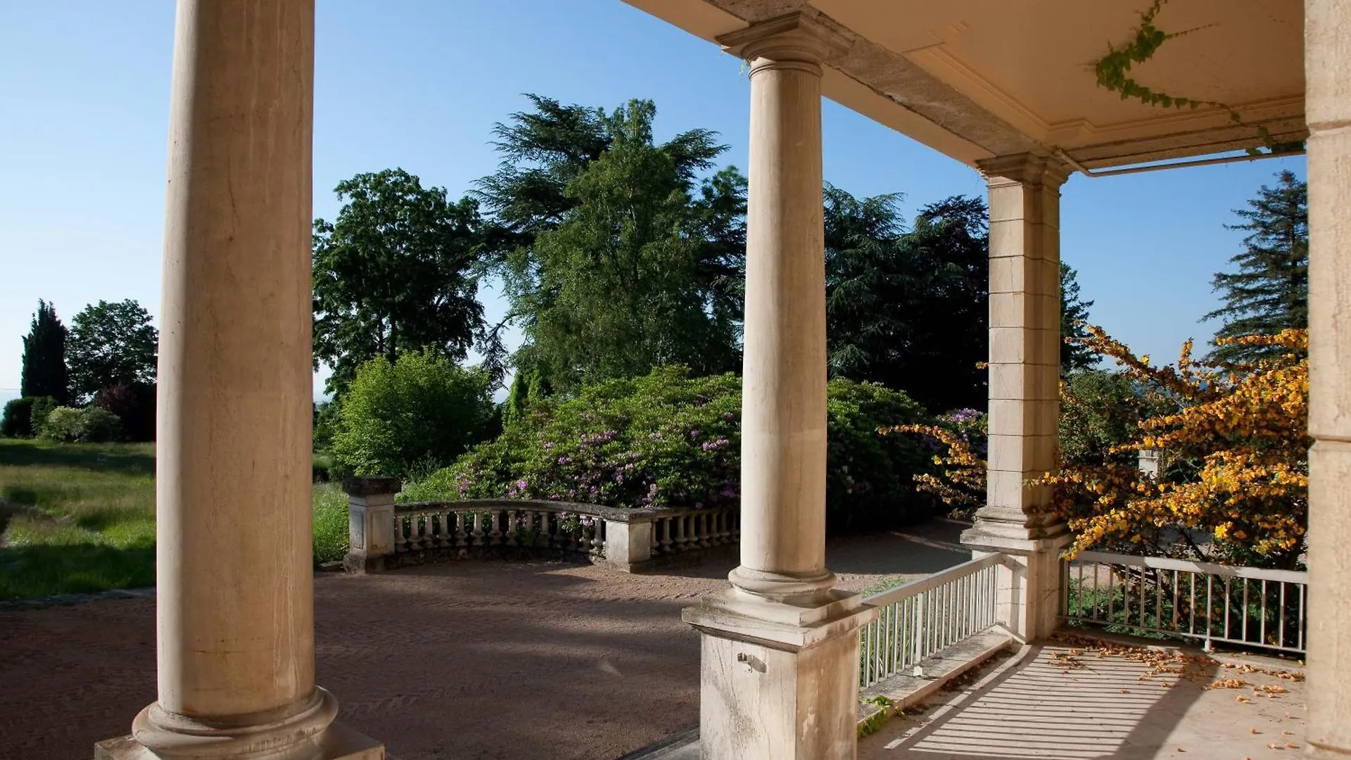 Chateau De Bellevue B&B Villie-Morgon 3*,  France